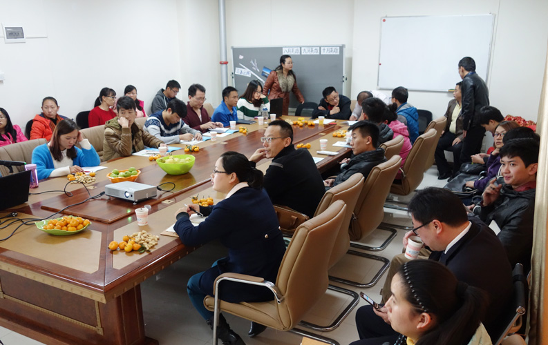 目前天度客戶沙龍已順利舉行4期，我們將一直秉承全公益、凈干貨、不推銷產(chǎn)品的理念，助力天度新老客戶開展網(wǎng)絡(luò)營銷和移動互聯(lián)網(wǎng)營銷。